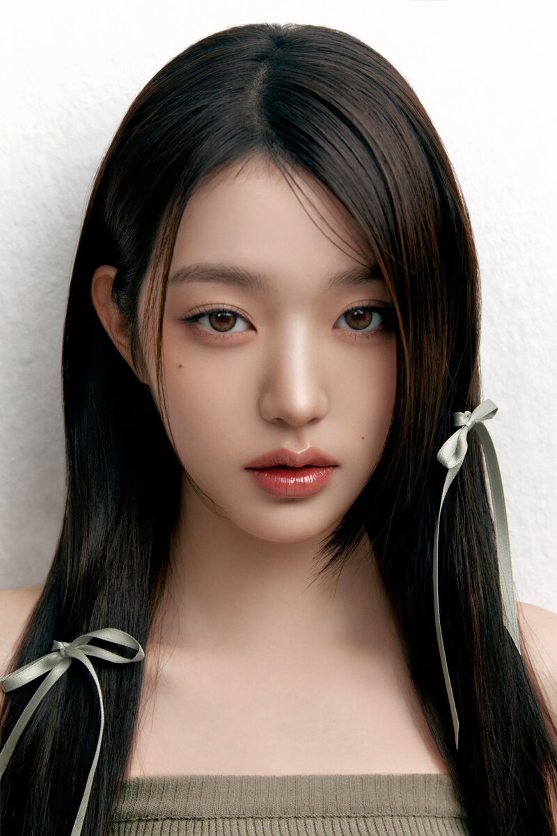 IVE Jang Wonyoung for Hapa Kristin - "Bittersweet Olive Green" 2023 Collection documents 9