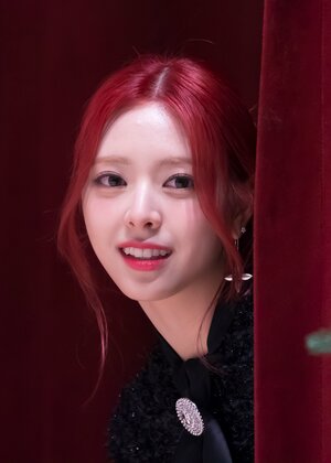240126 ITZY Yuna - EVERLINE Fansign Event