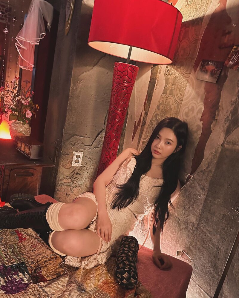 231203 Red Velvet Joy Instagram Update documents 11