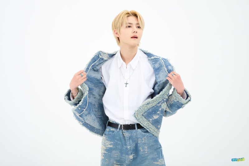 231122 MBC Naver Post - AMPERS&ONE Seungmo at Weekly Idol Album documents 1