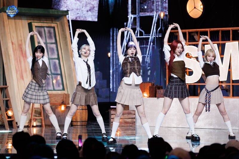 240307 LE SSERAFIM - 'EASY' and 'Smart' at M Countdown documents 4