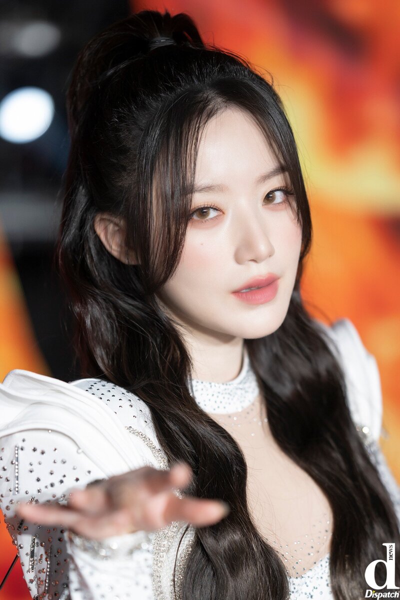 240131 (G)I-DLE Shuhua - ‘2’ MV Filming Photos by Dispatch documents 1