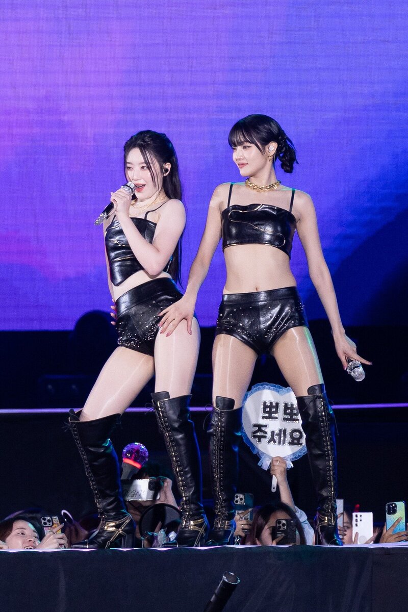 240413 (G)I-DLE Minnie & Shuhua - Golden Wave in Taiwan documents 1