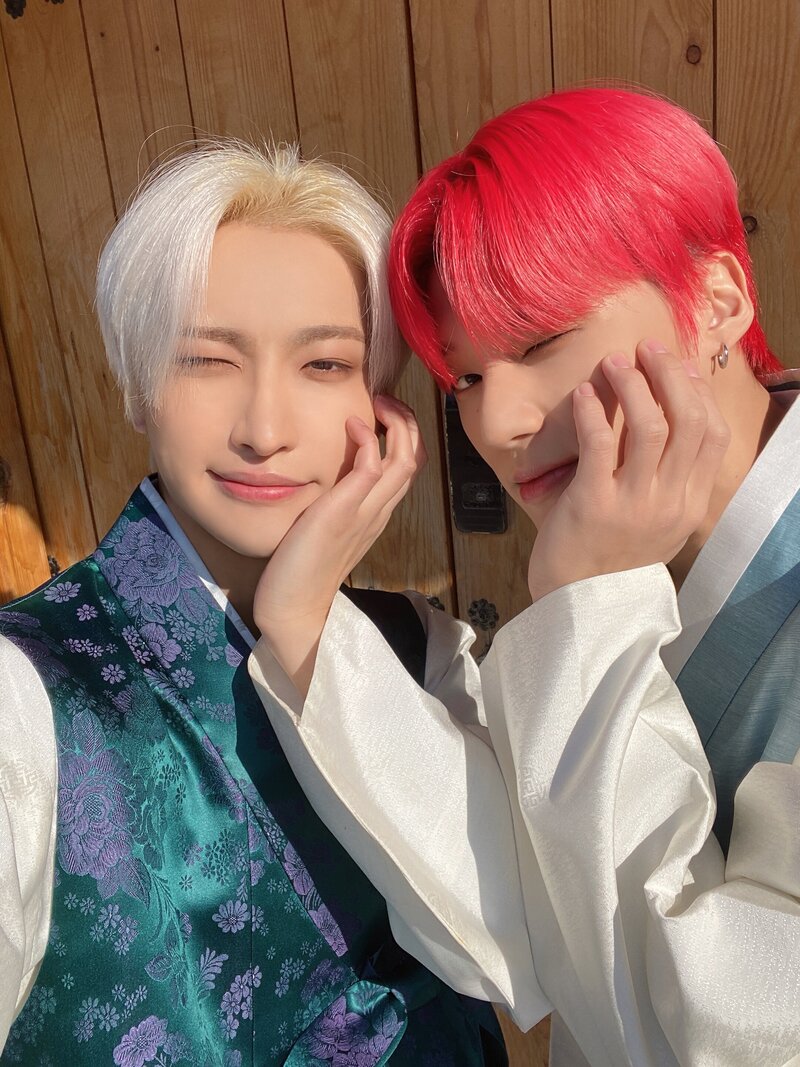 230121 ATEEZ Twitter Update - Seonghwa, Wooyoung documents 1