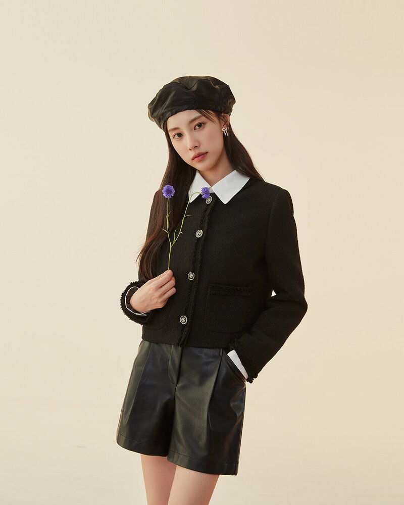 Kang Hyewon for Roem 2023 Fall Collection 'Fill Your Romance' documents 21