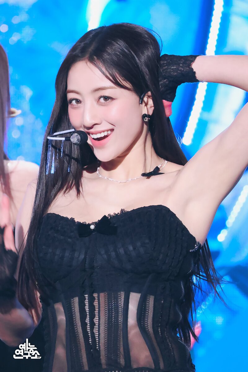 240302 TWICE Jihyo - ‘ONE SPARK’ at Music Core documents 1