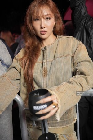 230920 HWASA - Diesel Co-ed Spring 2024 Ready To Wear Runway Show in Milan, Italy