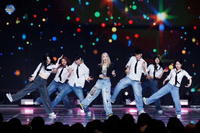 240229 Moon Byul - 'TOUCHIN&MOVIN' at M Countdown documents 11