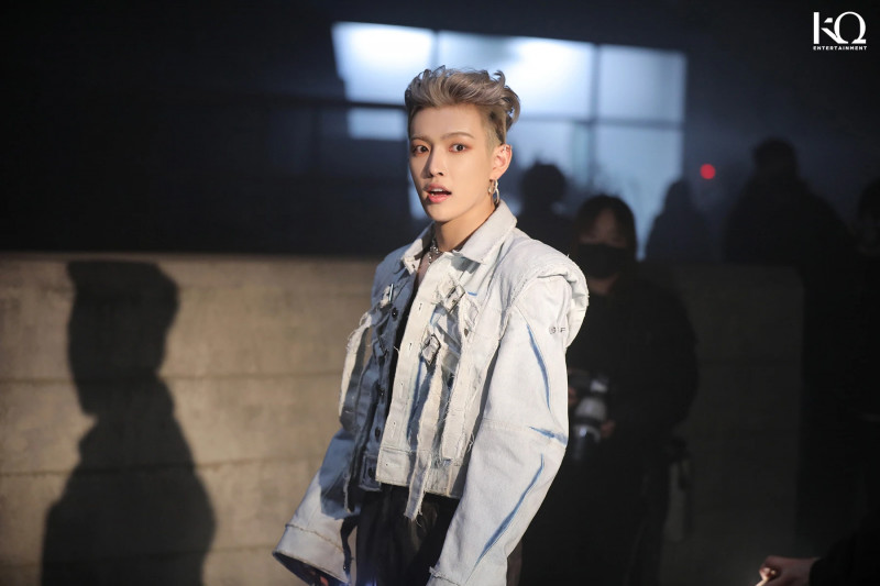 210301 ATEEZ "I'm the One (Fireworks)" MV Shooting Behind the Scenes | Naver Update documents 13