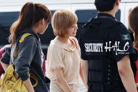 120609 Girls' Generation Sunny at Incheon Airport