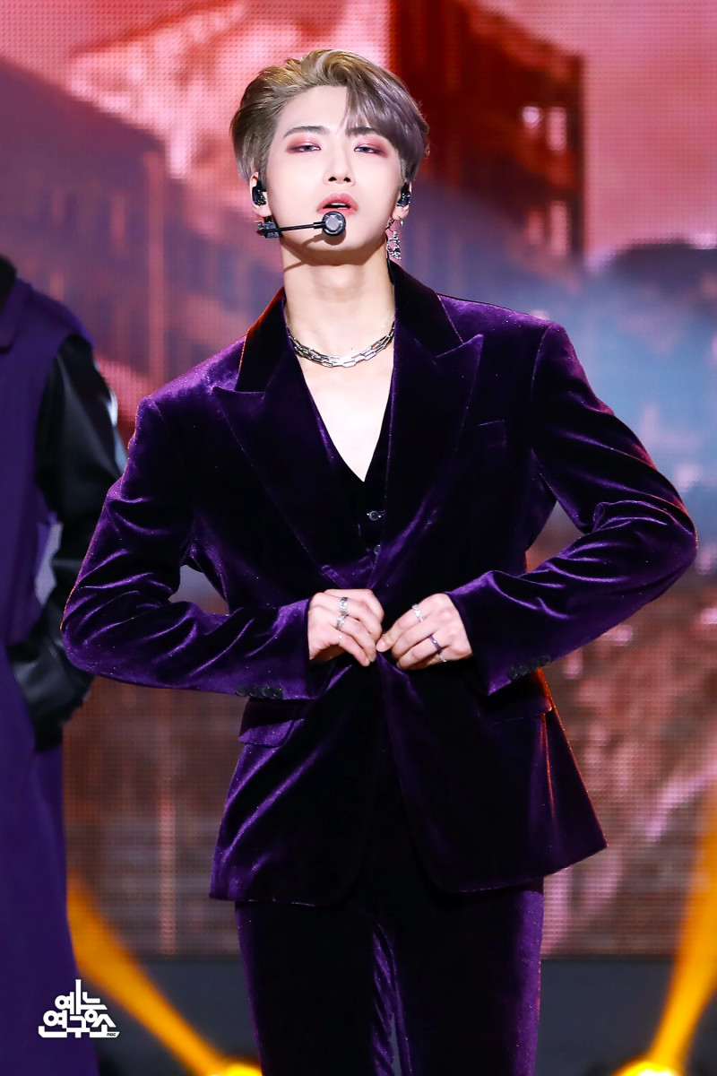 210313 ATEEZ Performing "Fireworks (I'm the One) on Show! Music Core | Naver Update documents 6