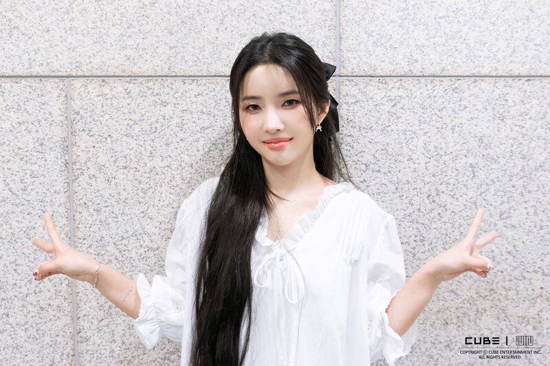 (G)I-DLE 'Fate' Music Shows Behind Photos documents 8