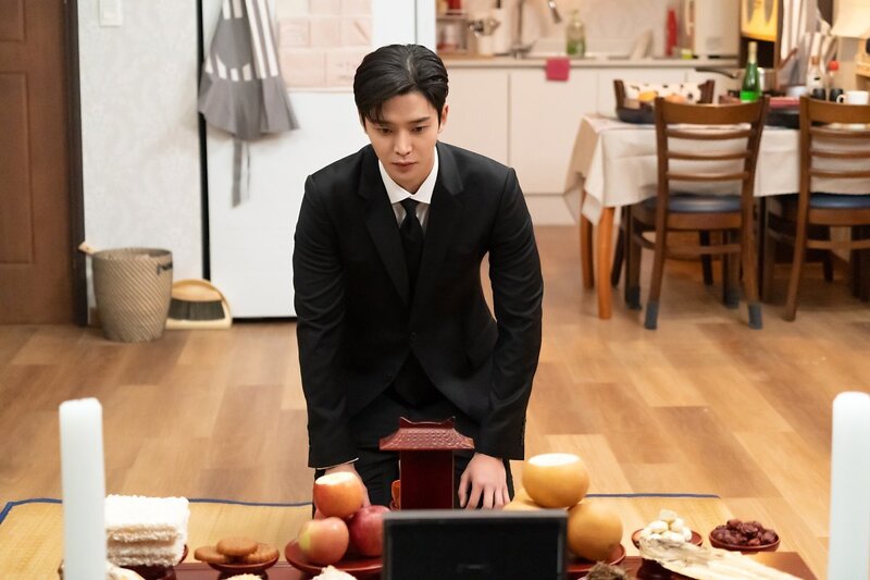 220501 FNC Ent. Naver Update - Rowoon at 'Tomorrow' Behind the Scenes documents 13