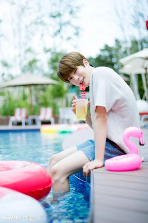 NAVER X DISPATCH Update:  NCT Summer Vacation | 180625 