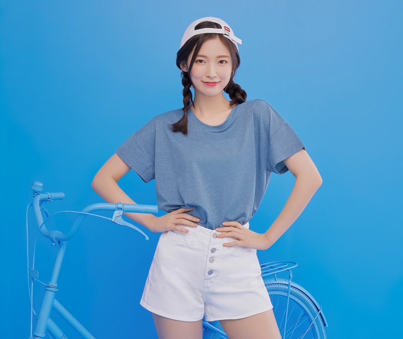 OH MY GIRL's Arin for BYC 2021 SS documents 3