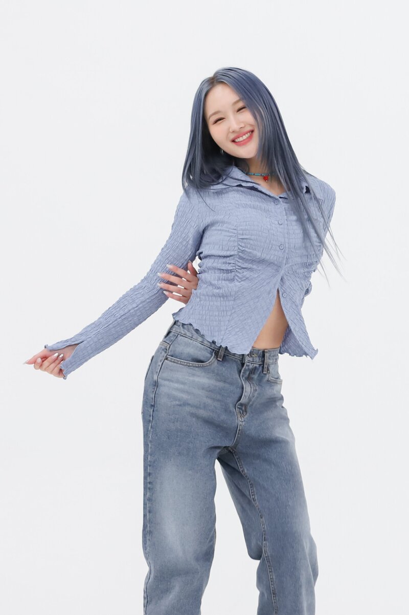 230524 MBC Naver Post - Dreamcatcher Siyeon at Weekly Idol documents 2