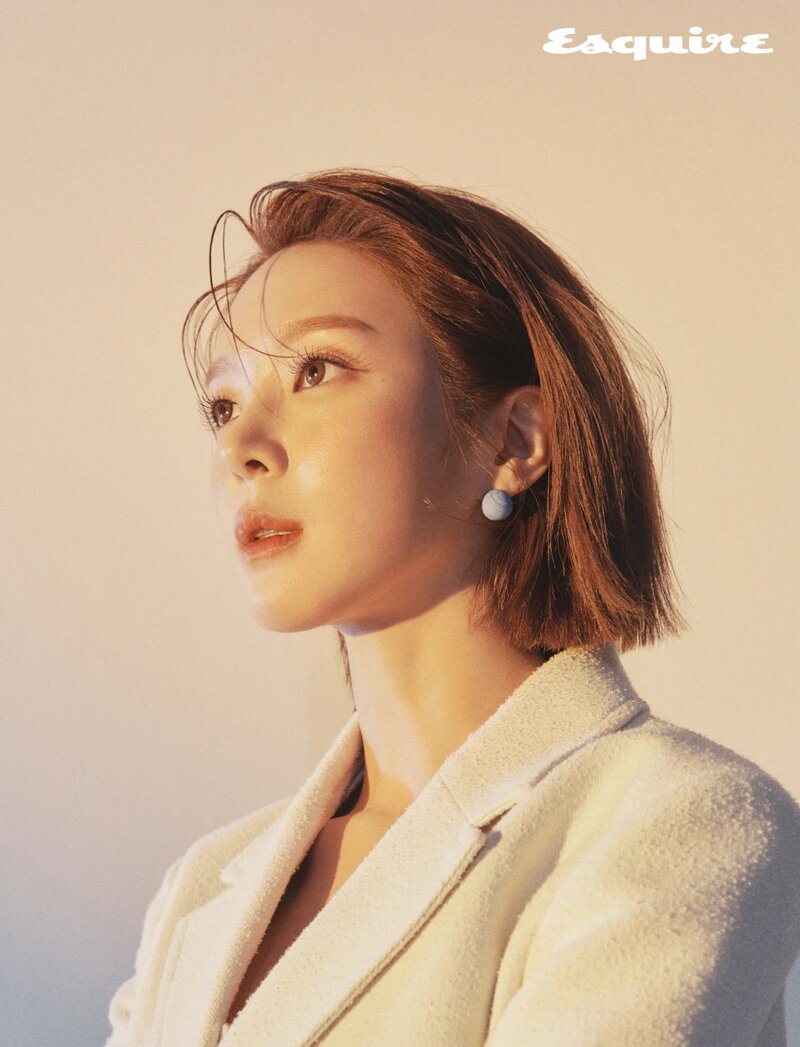 Choa for Esquire Magazine April 2021 Issue documents 3