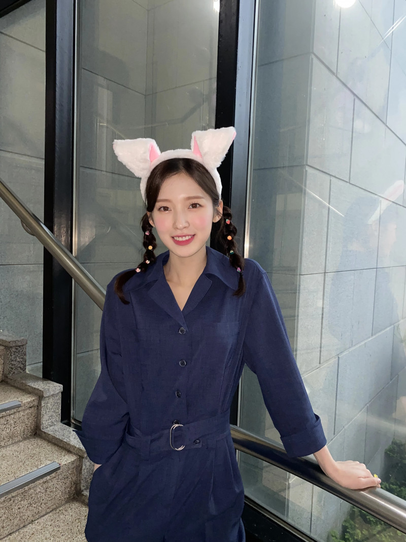 210430 OH MY GIRL SNS UPdate - Arin documents 2