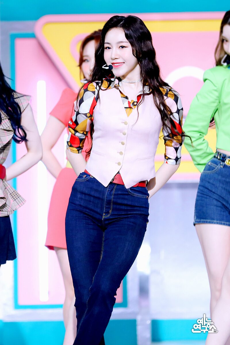 210522 Rocket Punch - 'Ring Ring' at Music Core documents 3