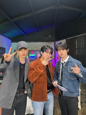 240103 Stray Kids Twitter Update - Hyunjin, Changbin and Lee Know