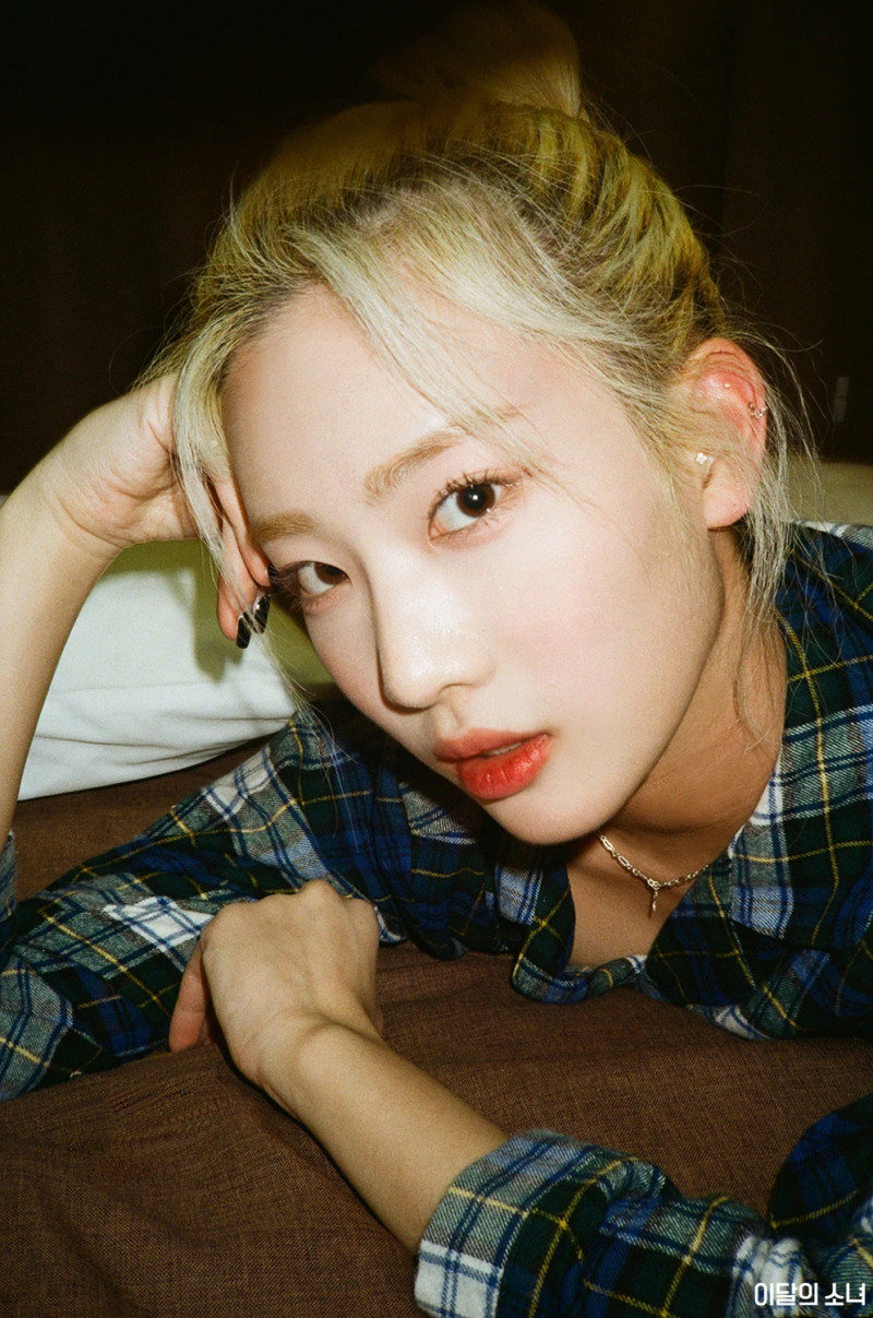 210317 Naver Post - Lippie's First Photoroll Post Featuring: Yeojin, Kim Lip, Yves, Gowon & Olivia Hye documents 10