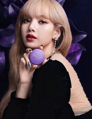 BLACKPINK Lisa for MAC X L (MAC By L) Collection