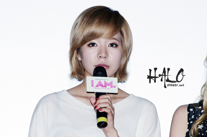 120629 Girls' Generation Sunny at 'I AM' Stage Greetings documents 5