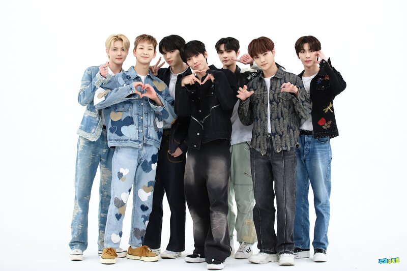 231122 MBC Naver Post - AMPERSAND ONE at Weekly Idol documents 3