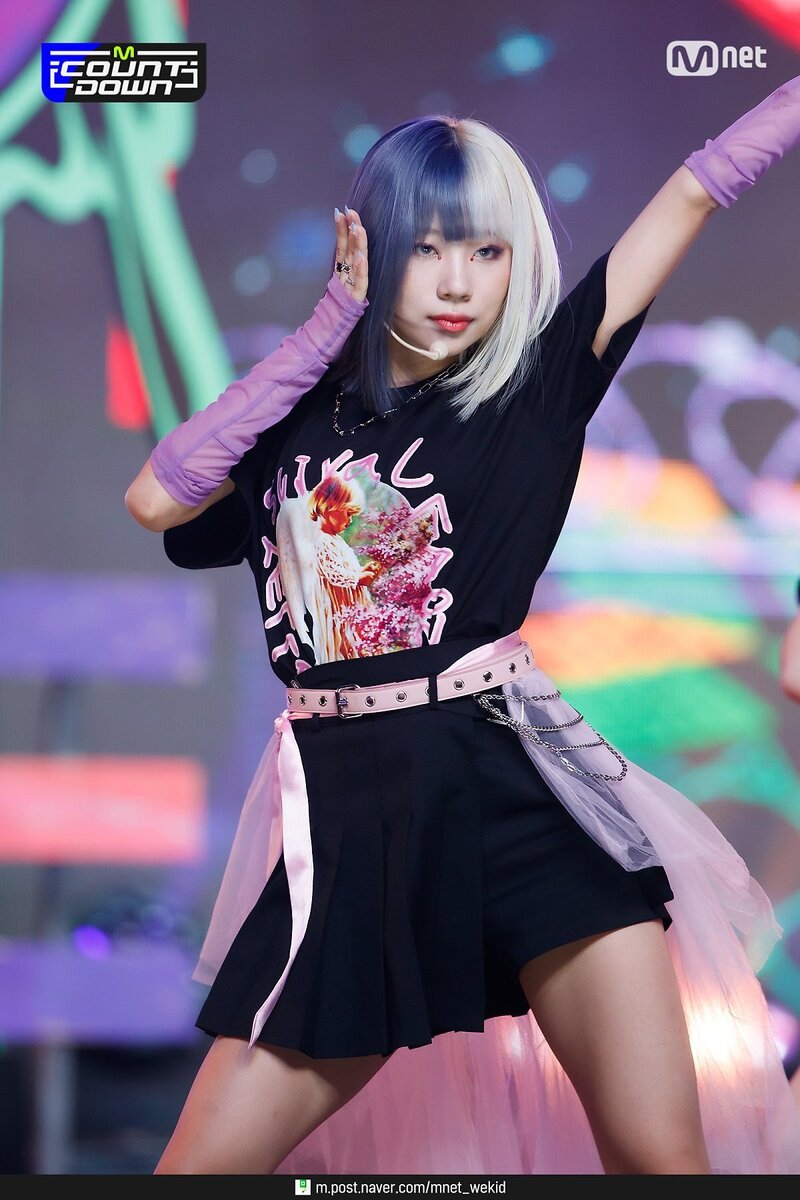 210909 PURPLE KISS - "Zombie" at MCOUNTDOWN documents 13