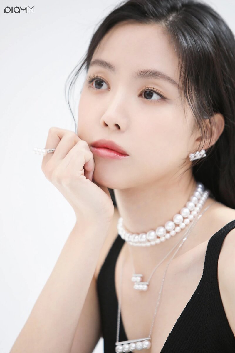 210429 Play M Naver Post - Apink's Naeun TASAKI x Marie Claire Photoshoot Behind documents 2