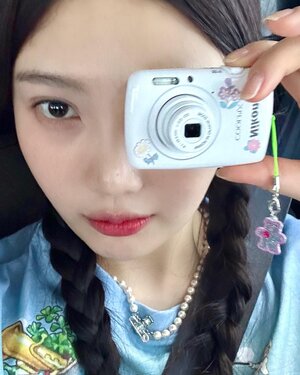 240212 Red Velvet Joy Instagram Update