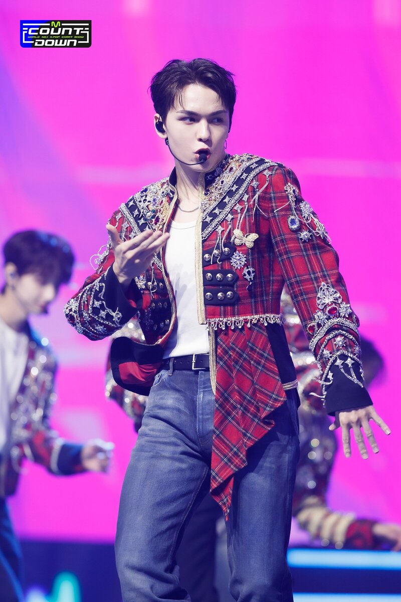 231109 SEVENTEEN Vernon - "God of Music" at M Countdown documents 6