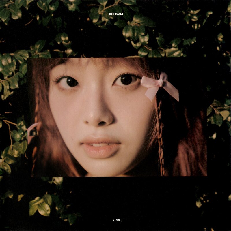 CHUU - 'Howl' (Wind Ver.) [SCANS] documents 1