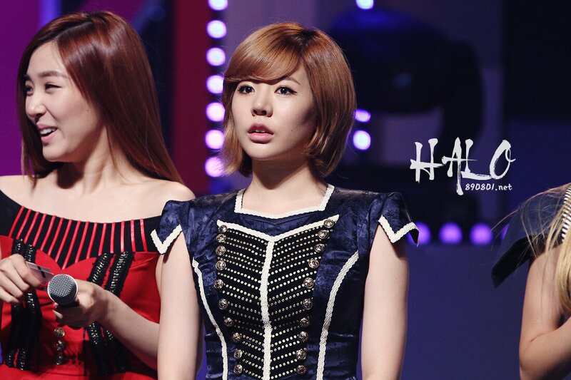 120901 Girls' Generation Sunny at LOOK Concert & Fansign documents 4