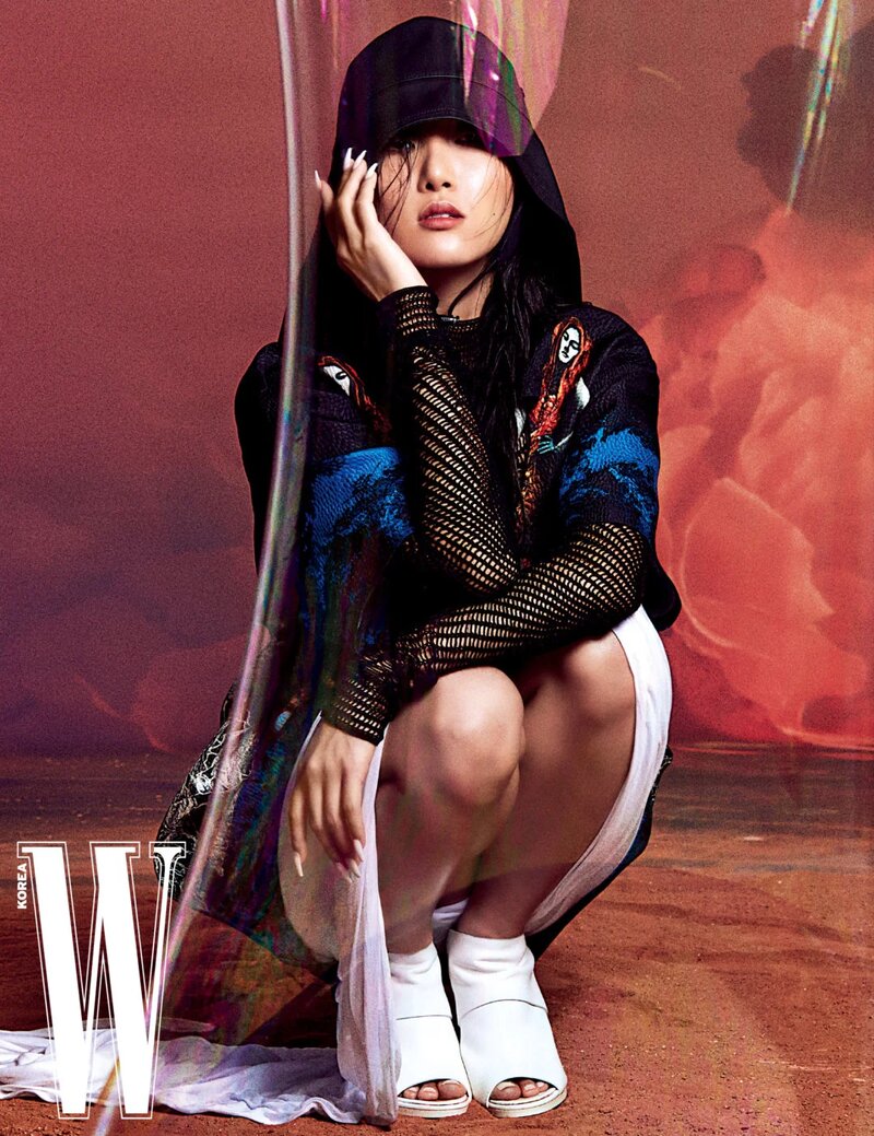 Hwasa for W Korea 2021 March Issue documents 3