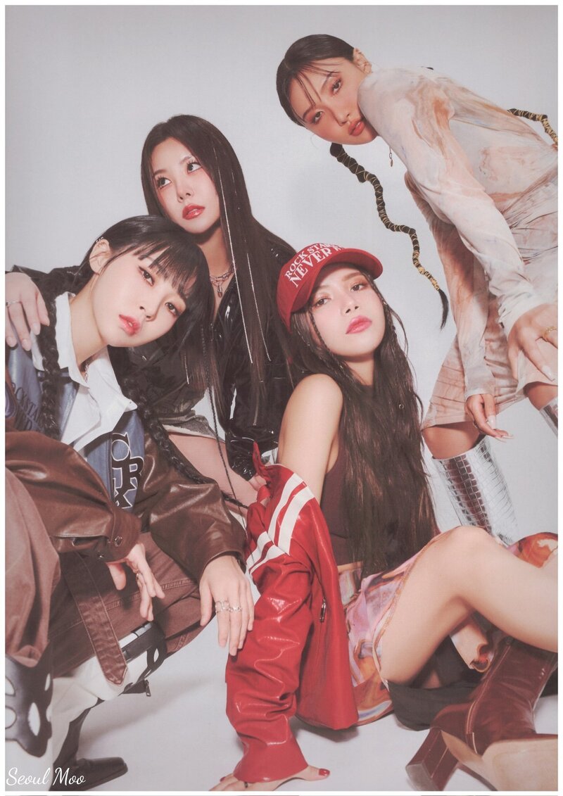 MAMAMOO 'WORLD TOUR [MY CON] - SEOUL' Photo Book [SCANS] documents 2