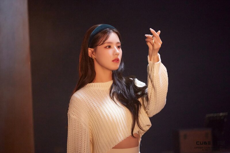 210511 Cube Naver Post - (G)I-DLE's 'Last Dance' MV Behind documents 15