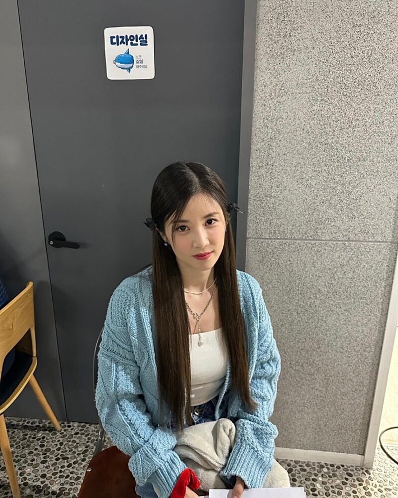 221128 APINK Chorong Instagram Update documents 1