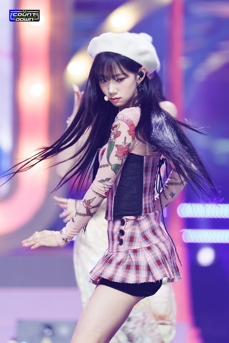 230914 EL7Z UP Yeoreum - 'Cheeky' at M Countdown documents 4