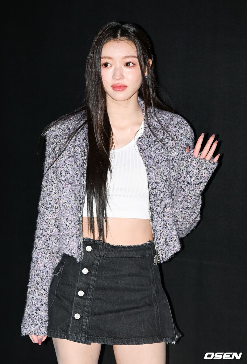 230201 OH MY GIRL Yooa - Dyson Style Lab Pop-up Store documents 4