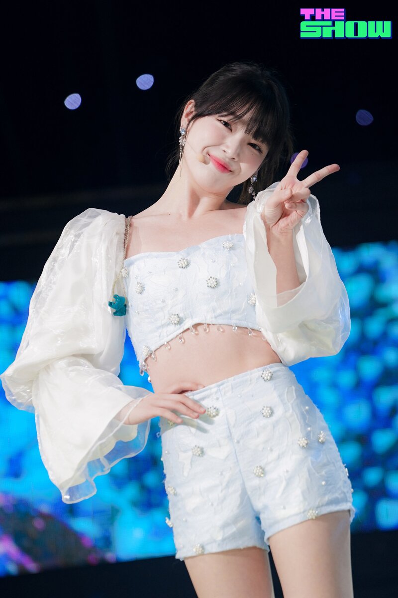 230801 OH MY GIRL Seunghee - ‘Summer Comes’ at THE SHOW documents 4