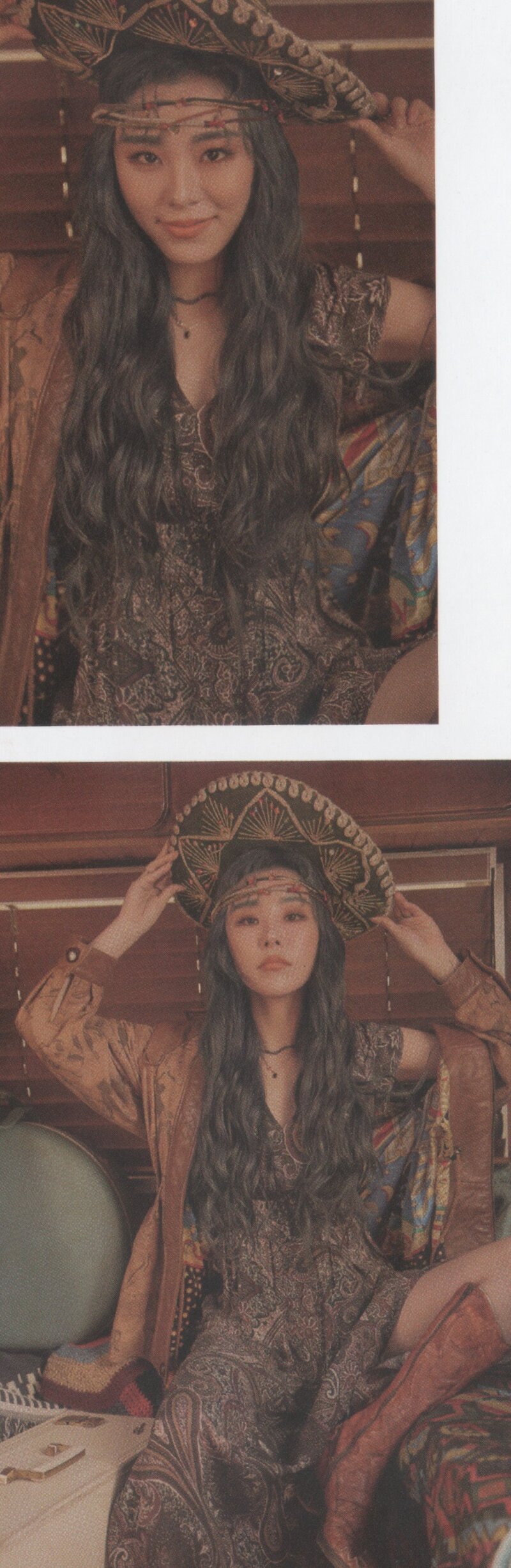 MAMAMOO 2nd Full Album 'reality in BLACK' [SCANS] (All Universes) documents 1