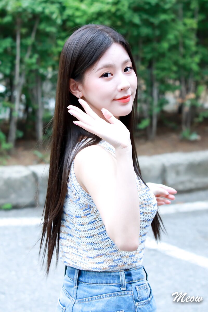 190712 (G)I-DLE Miyeon documents 2