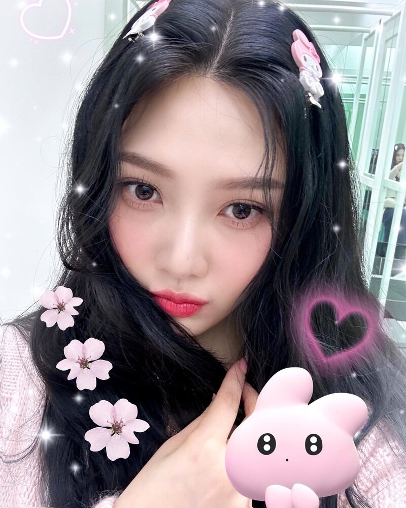 240407 Red Velvet Joy Instagram Update documents 4