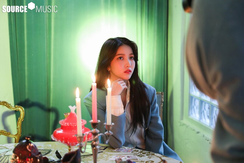 210325 Source Naver Post - GFRIEND - CHOICE The 2nd Photobook Behind documents 13