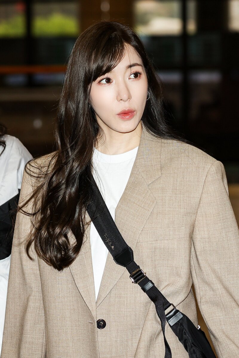 240420 Tiffany Young - Gimpo Airport documents 7