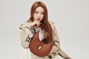 Lee Mijoo for Oryany 2022 FW Collection