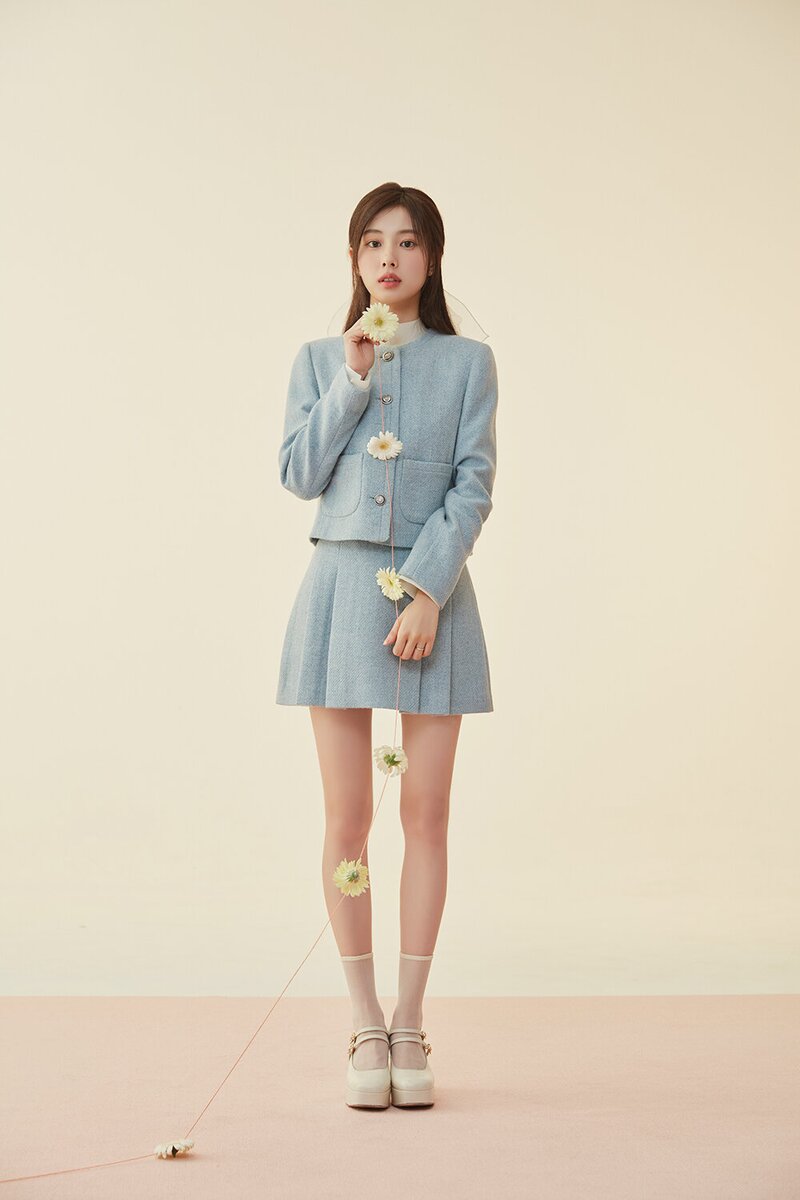 Kang Hyewon for Roem 2023 Fall Collection 'Fill Your Romance' documents 28
