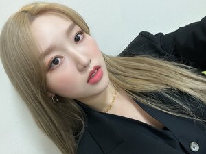 220302 LOONA Twitter Update - GoWon