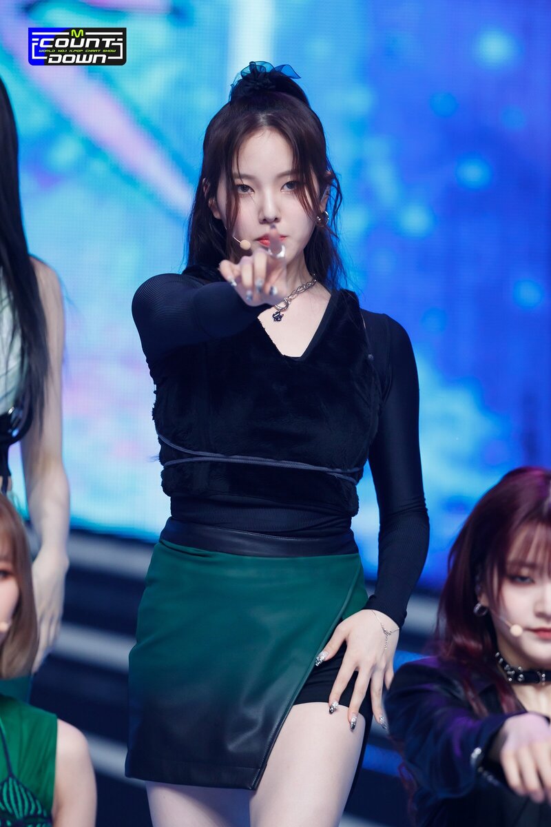 220324 Weeekly - 'Ven para' at M Countdown documents 14